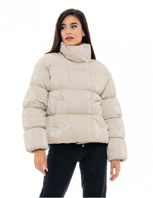 Biston fashion γυναικείο κοντό μπουφάν με ψηλό γιακά