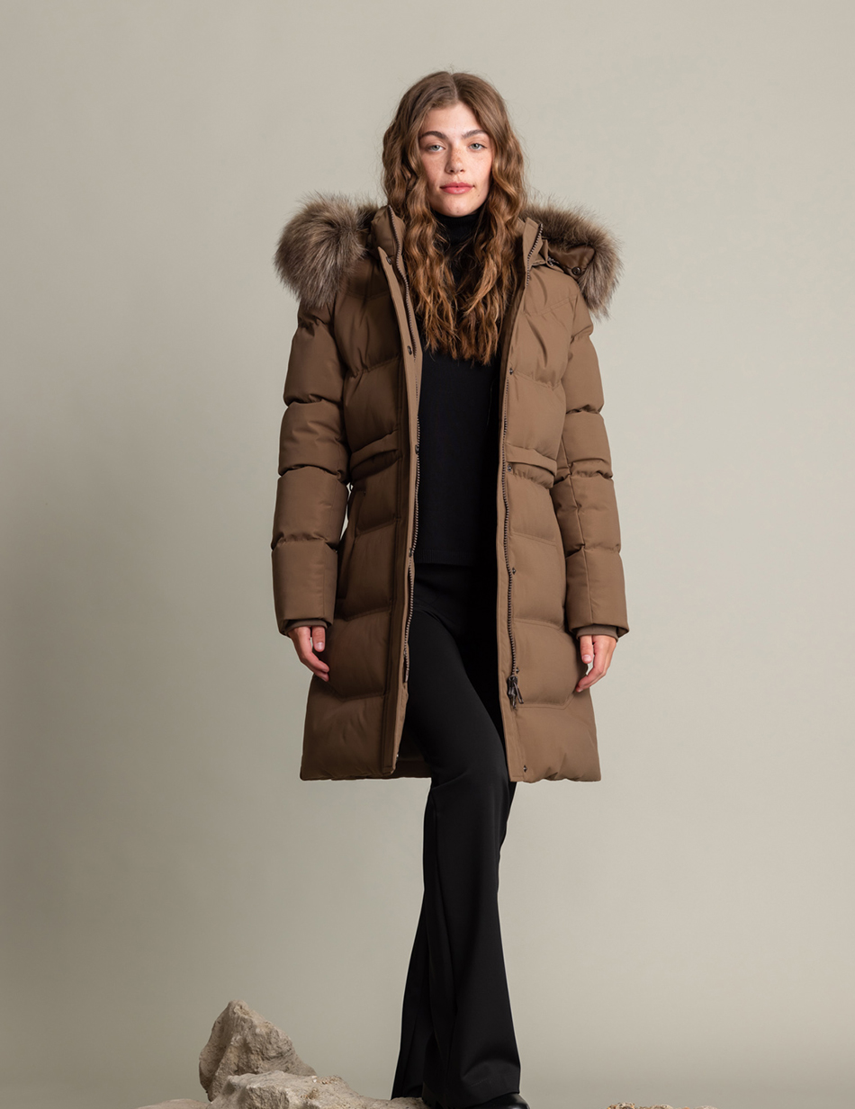 Biston fashion γυναικείο μακρύ μπουφάν με αποσπώμενη κουκούλα