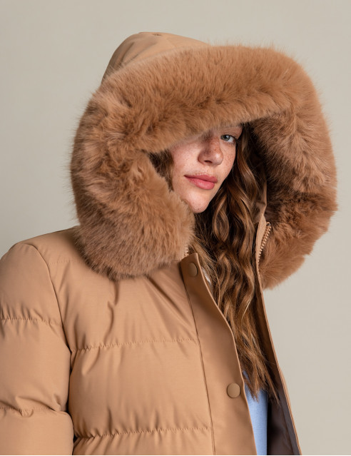 Biston fashion γυναικείο κοντό μπουφάν με αποσπώμενη κουκούλα
