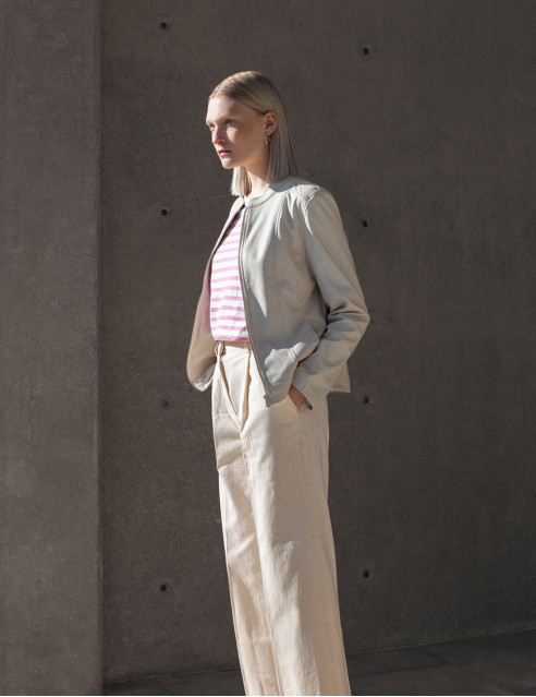 Biston fashion γυναικείο κοντό πανωφόρι από δερματίνη