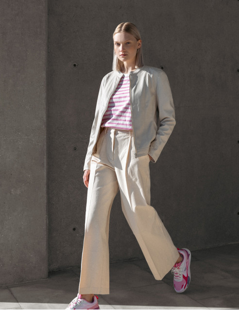 Biston fashion γυναικείο κοντό πανωφόρι από δερματίνη