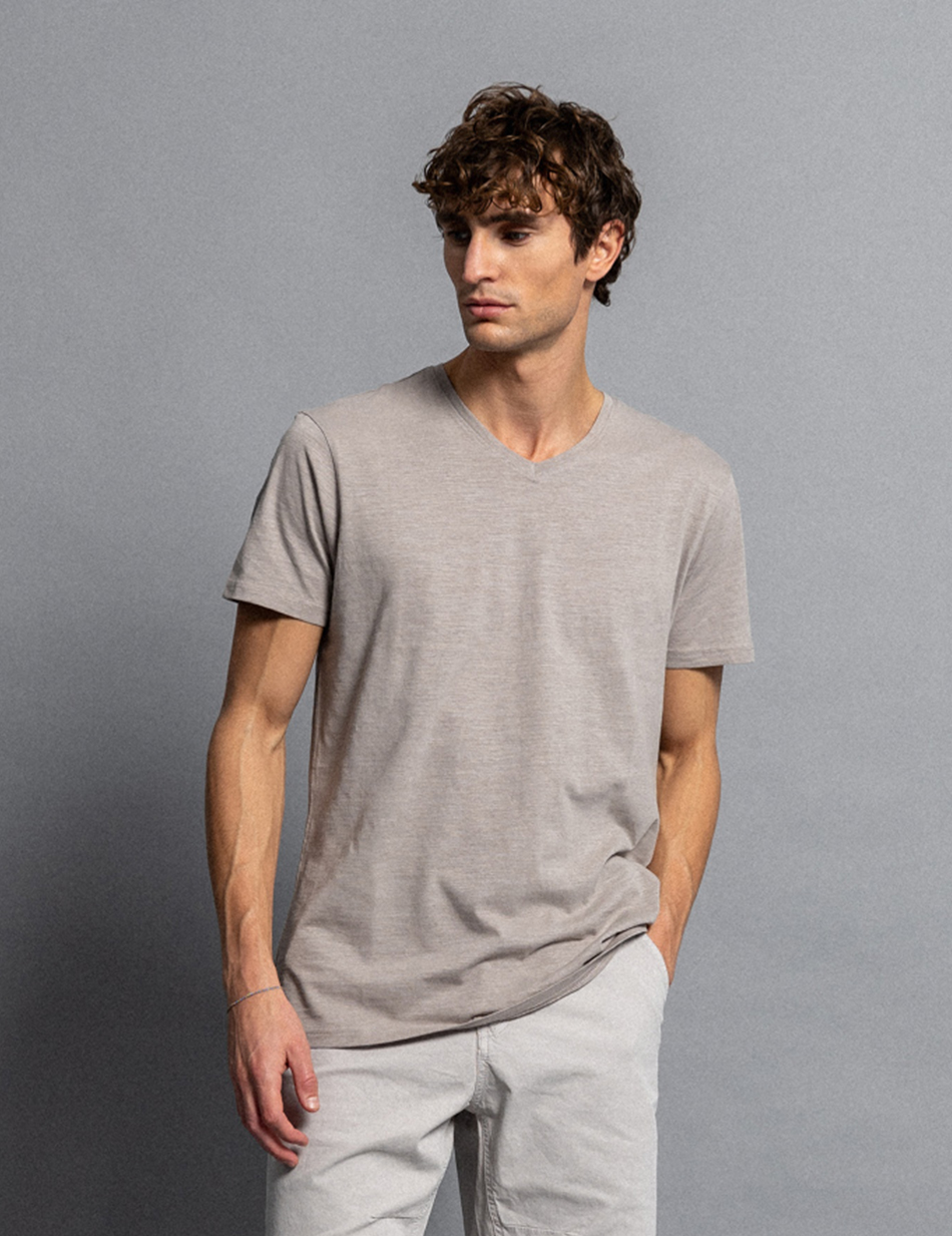 Smart fashion ανδρικό t-shirt με V λαιμό