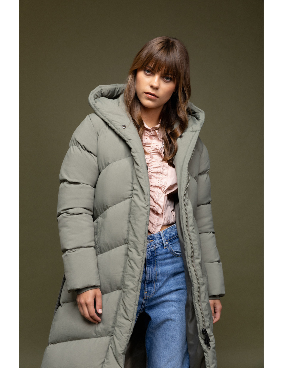 Biston fashion γυναικείο μακρύ μπουφάν με ενσωματωμένη κουκούλα