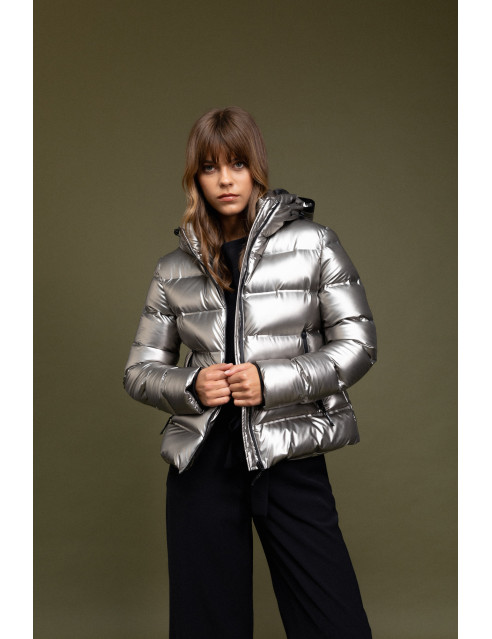 Biston fashion γυναικείο κοντό μπουφάν με κουκούλα