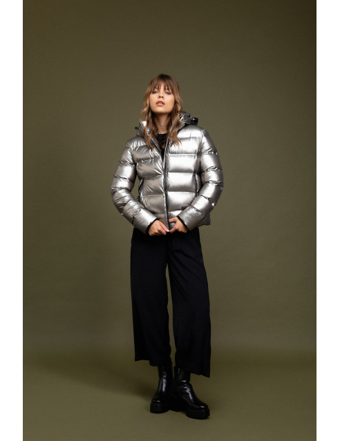 Biston fashion γυναικείο κοντό μπουφάν με κουκούλα