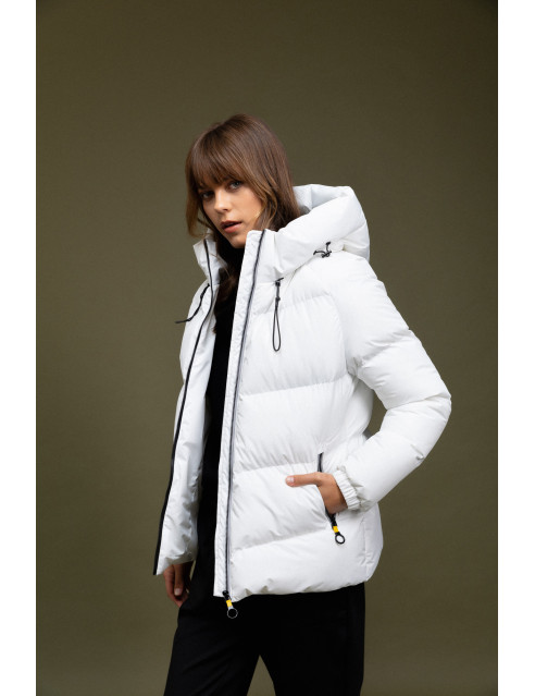 Biston fashion γυναικείο κοντό μπουφάν με ενσωματωμένη κουκούλα